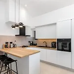 Authentic Premium With Sea View And Heated Pool Villa Vinišće