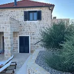 Stone Luxe Sea View Villa - Heated Pool & Garden ヴィラ *