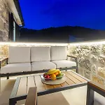 Authentic Premium With Sea View And Heated Pool Villa *