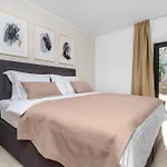 Authentic Premium With Sea View And Heated Pool *