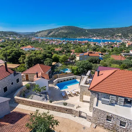 Authentic Premium With Sea View And Heated Pool