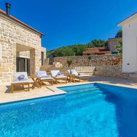 Villa Luxury Mare Heated Pool And Sea Views