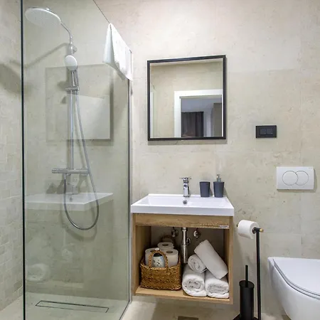 Luxury Mare Heated Pool And Sea Views Vinišće