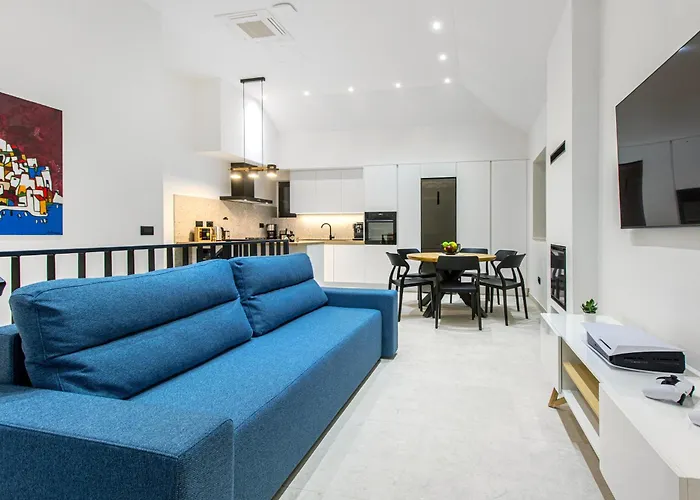 Willa Authentic Premium With Sea View And Heated Pool Vinišće