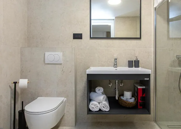 Willa Authentic Premium With Sea View And Heated Pool Vinišće