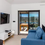 Authentic Premium With Sea View And Heated Pool