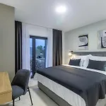 Villa Stone Luxe Sea View Villa - Heated Pool & Garden Vinisce