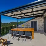 Authentic Premium With Sea View And Heated Pool *