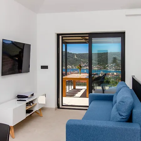 Villa Mare Private Stone Villa With Heated Pool And Garden