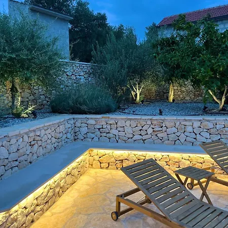 Villa Villa Mare Private Stone Villa With Heated Pool And Garden