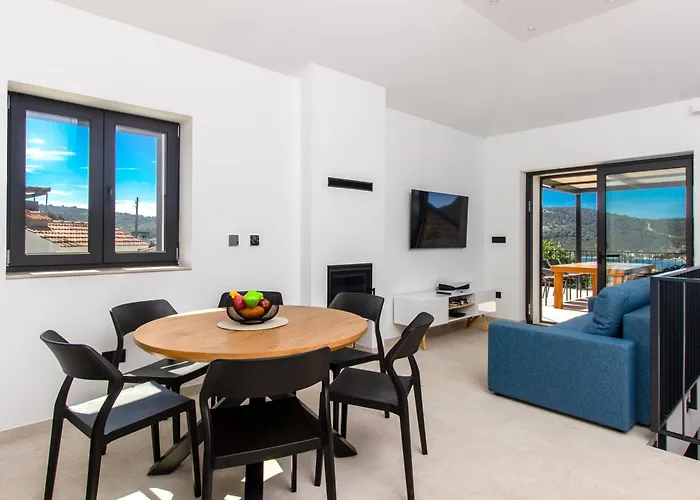 Вилла Authentic Premium With Sea View And Heated Pool *
