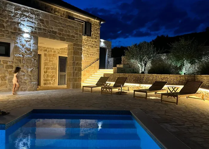 Вилла Authentic Premium With Sea View And Heated Pool